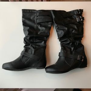 NWOT black wide calf boots